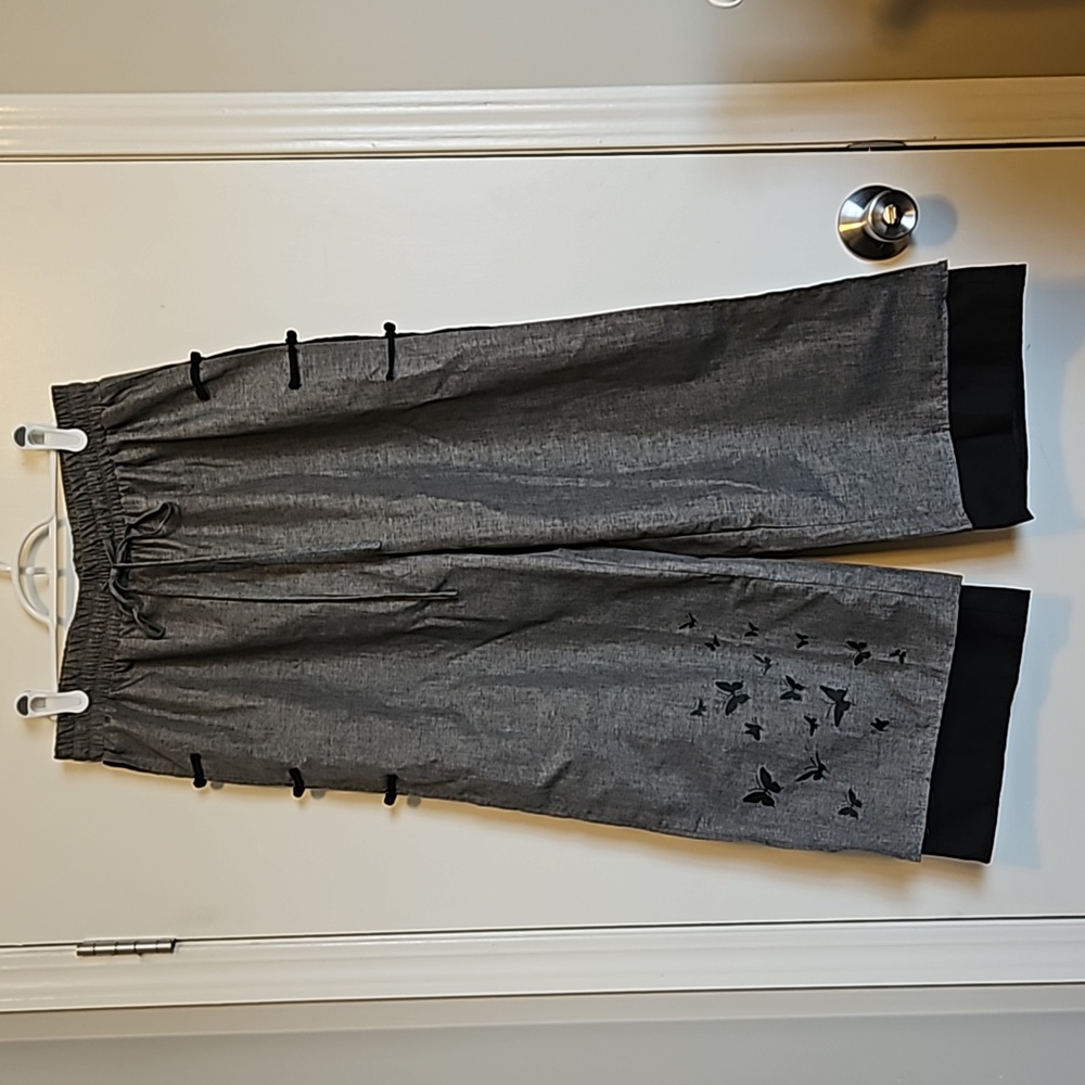 Asian Style Capris